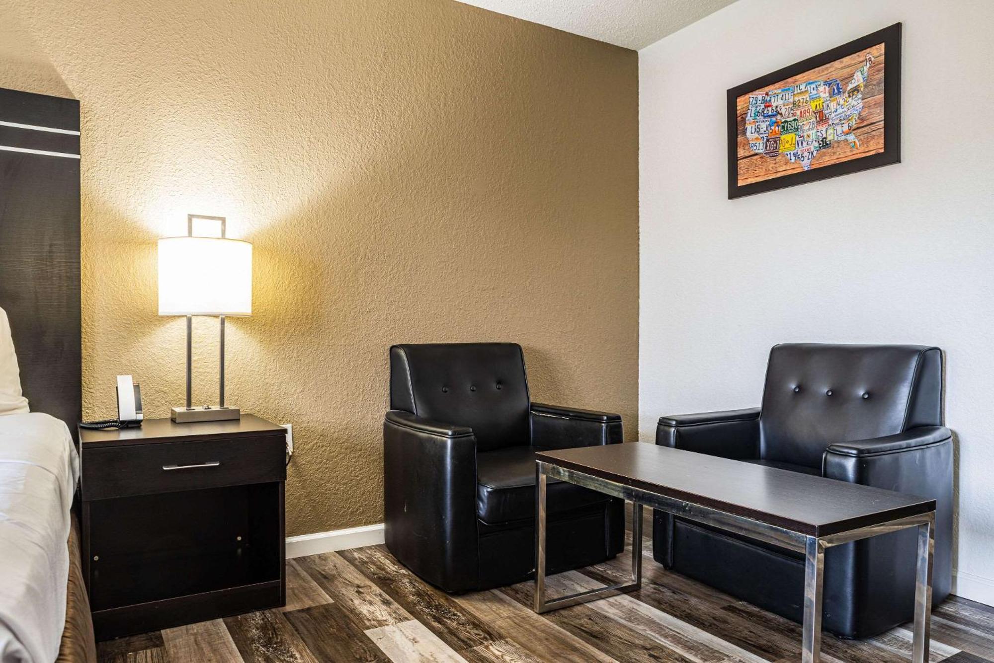 Econo Lodge Cleveland Southeast - Kent Streetsboro Ngoại thất bức ảnh