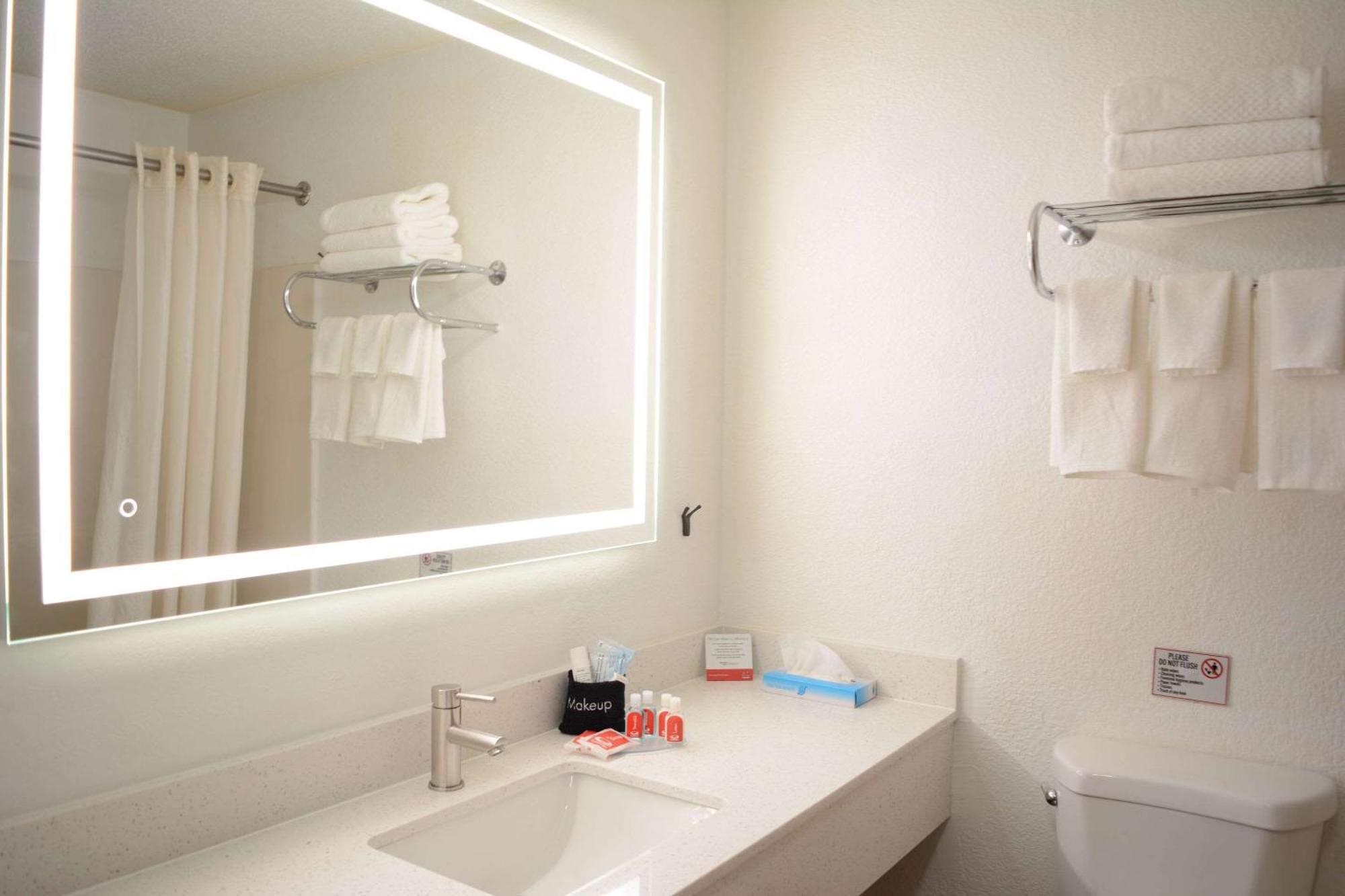 Econo Lodge Cleveland Southeast - Kent Streetsboro Ngoại thất bức ảnh