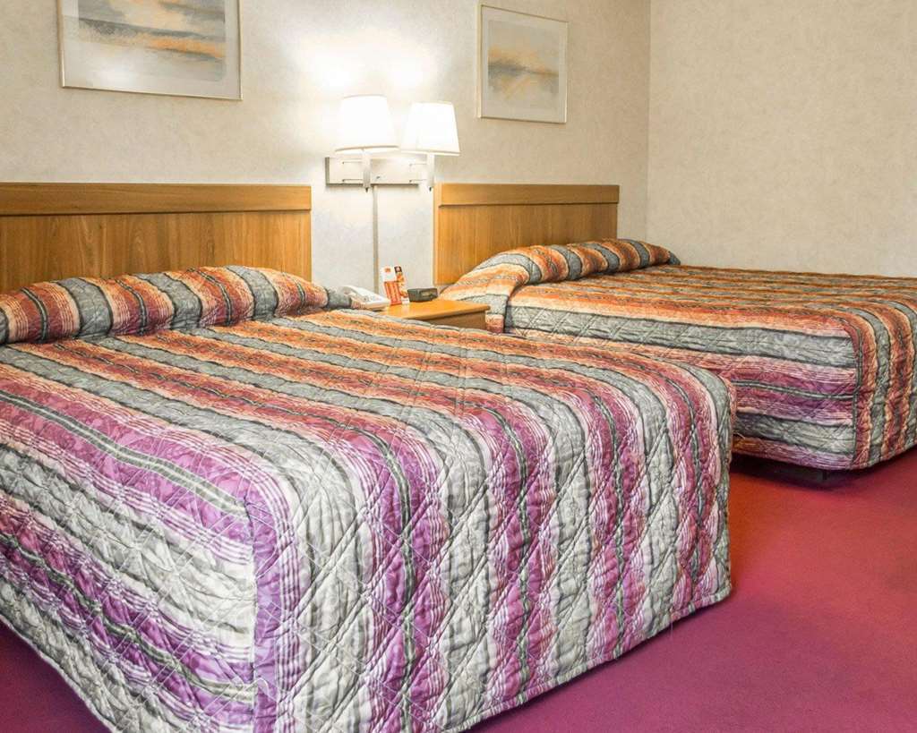 Econo Lodge Cleveland Southeast - Kent Streetsboro Phòng bức ảnh